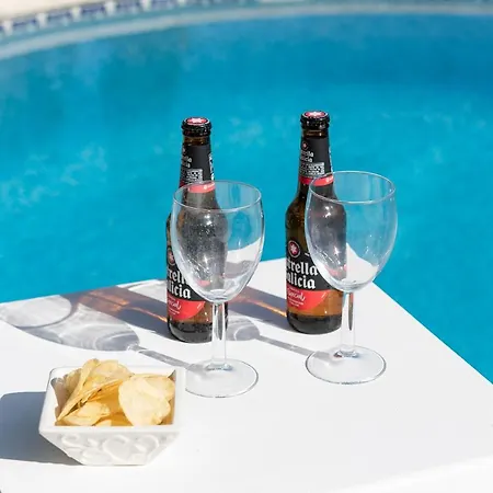 בית נופש El Castanal Con Piscina Privada