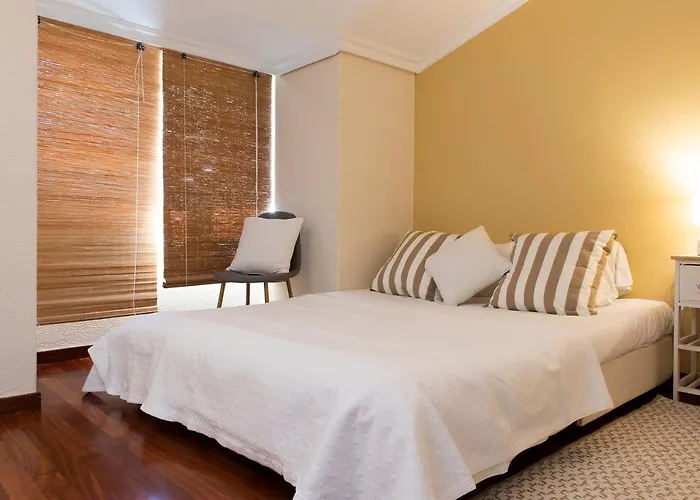 El Castanal Con Piscina Privada Feriehus *